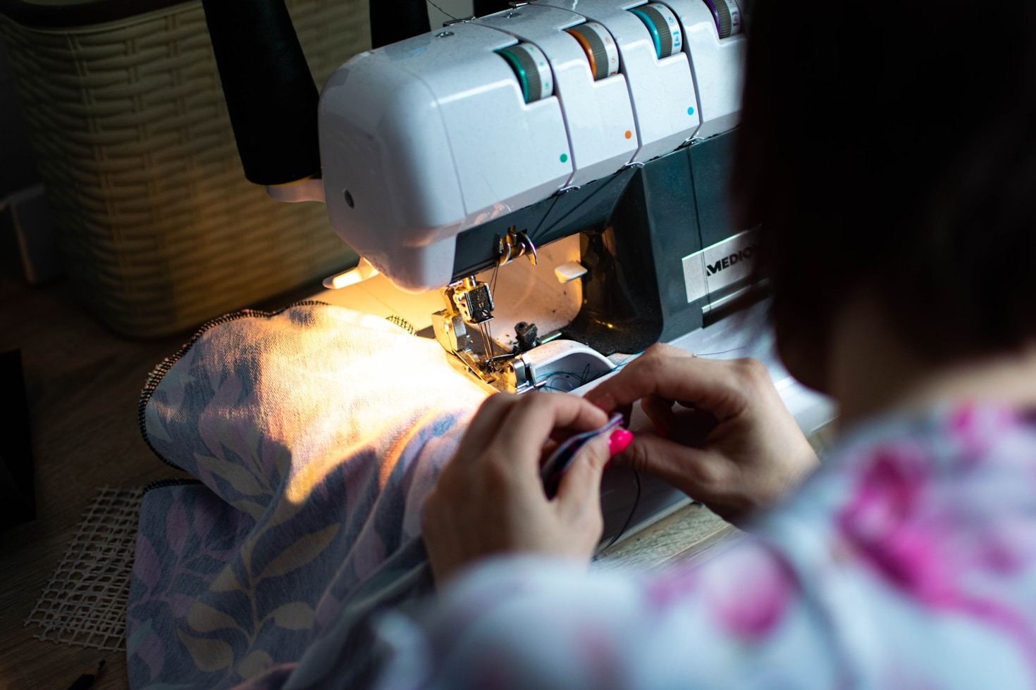 Costurar: Hobby ou Fonte de Renda? Descubra Como!